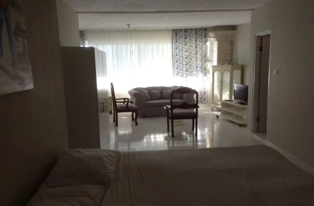 Hotel Don Michele Boca Chica habitacion 1 grande cama